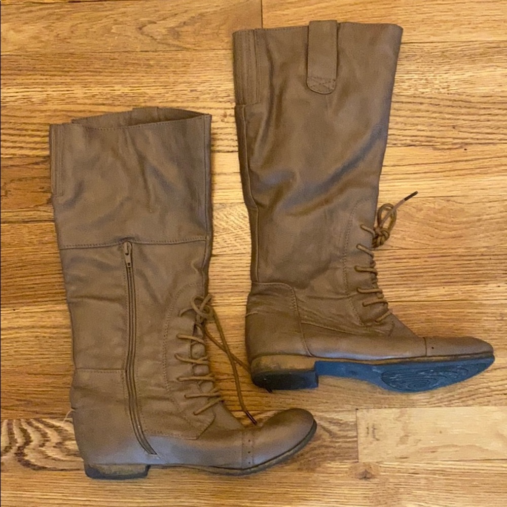 Lace up boots
